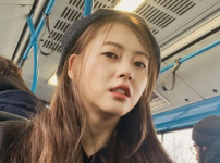 "고아라, 34세 생일 맞이 공개한 근황" 기사의 썸네일