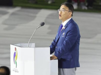 "밥이 적다는 불만 제기 후 '오지 말라' 발언"…한국에 사과한 일본 조직위원장, 이번에는 태국을 향한 발언… 기사의 썸네일